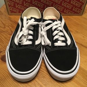 NWT Vans Old Skool Mules